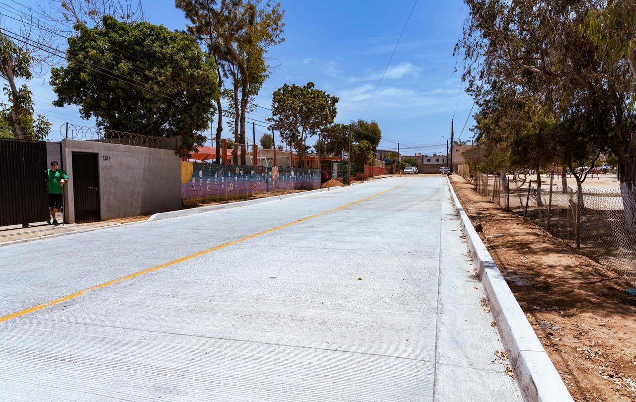Entregan Chapultepec II obra de pavimentación