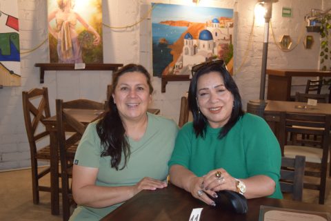 Sandra Canizalez y Roberta Miranda.