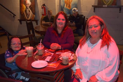 Yazmin Chávez, Yazmin Caballero y Ana María Gaviño.