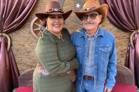 Gabino Ramírez estuvo acompañado de su esposa Irma Huerta.