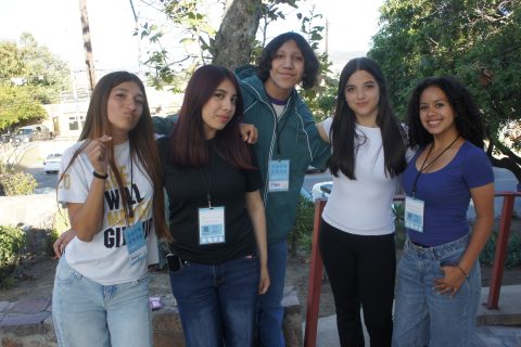 Alexa, Sherlyn, Mario, Jarla y Polette.