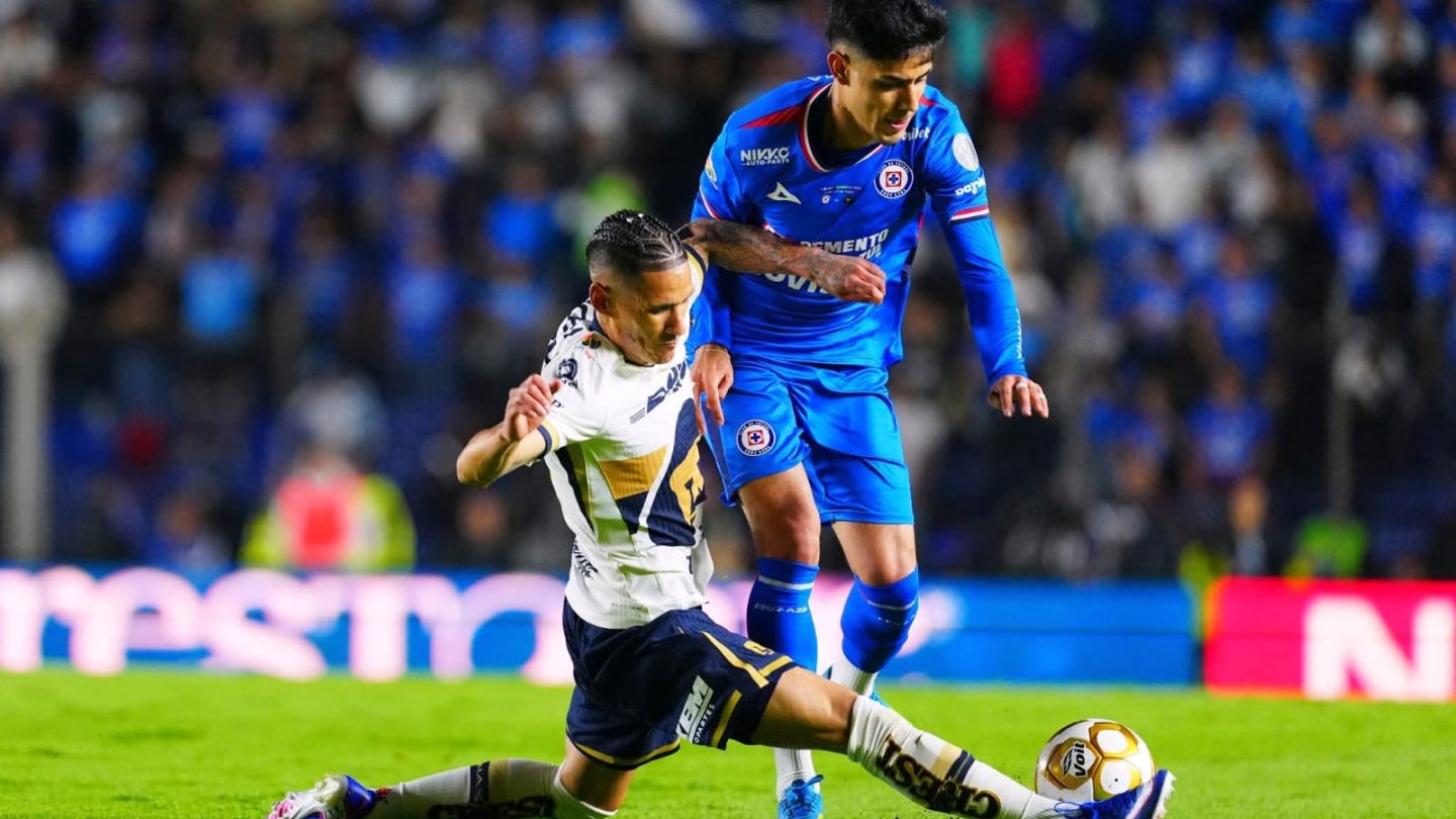 Cruz Azul y Pumas empatan sin goles en la ida de la Final