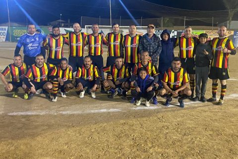 Va ChivasSq en primer lugar
