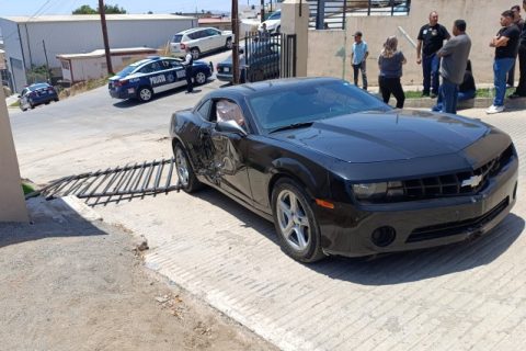 Ocurre accidente por falta de altos