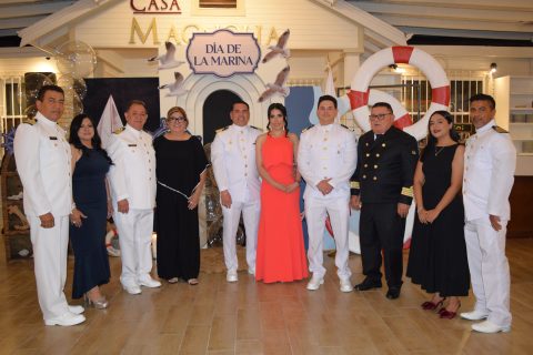 Juan Manuel Angles, Eneida Bazán, Eduardo Humberto Ortiz, Yolanda Ramírez, Víctor Adán Hernández, Alma Gil, Jorge Angulo Medrano, Jorge Angulo Hernández, Michelle Briseño y Jesús Hernández.
