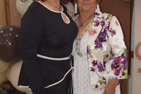 Victoria Peralta e Hilda de Monarrez.