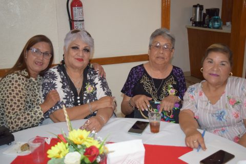 Ofelia Peralta, Alma Villalobos, Lupita Ceseña y Sonia Fernández.