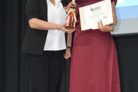 Zobeida Villaseñor y Diana Lisa Betancourt. 