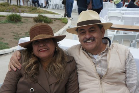 Edith Chavira y Víctor López.