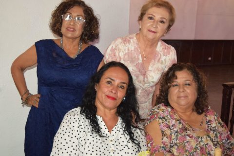 Patricia González Ureña, Esther Soto Meza, Angélica Ríos y Carmen Domínguez. 