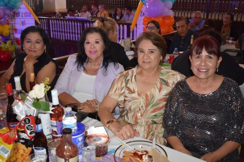 Leyla Muñoz, Imelda Marín, Hortencia Llamas y Raquel Cano. 