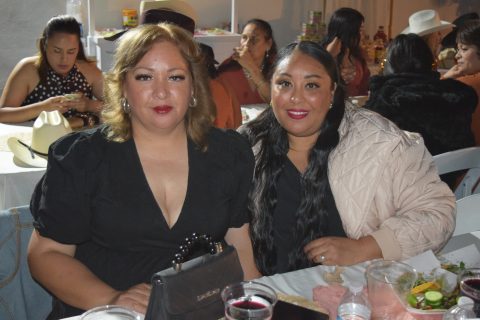 Ángeles Olmos y Ruth Íñiguez.