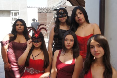 Fernanda, Alexa, Peyton, Sherlyn, María y Thaylin.