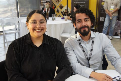 Alexia Escutia y Arturo Ron.