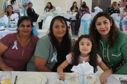 Verónica Murrieta, Mónica Espinoza, Ivana y Verónica Sánchez.