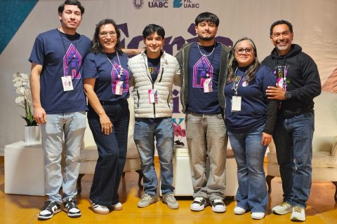 El equipo organizador de la FIL UABC hizo posible que se llevaran a cabo distintas presentaciones de libros.