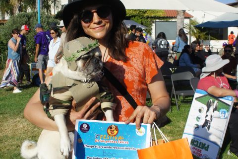 Carolina y el soldadito Boo, ganador del tercer lugar.
