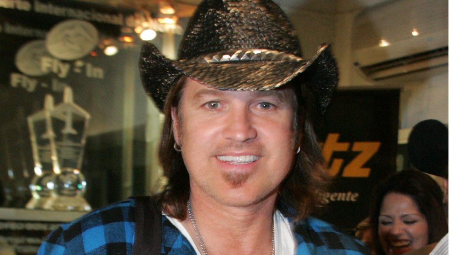 Billy Ray alista su regreso musical