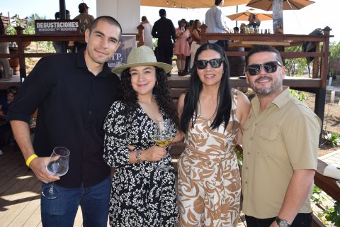 Walter Sánchez, Anny Ramírez, Elisa Ramírez y Javier González. 