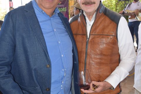 Julio Salinas y Roberto Lyle.
