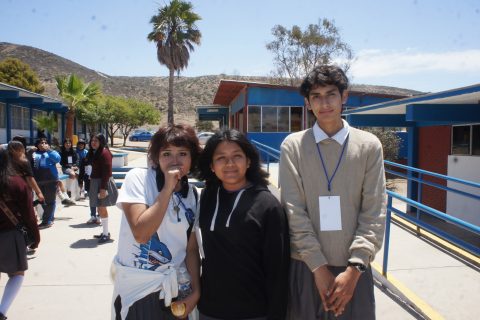 Valeria, María y Daniel.