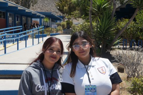 Violeta y Miranda.