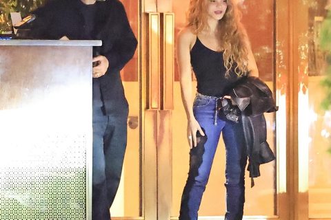 Shakira desata rumores de romance