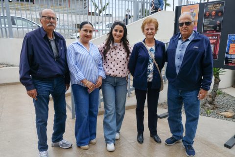 Francisco Cota, Graciela Cota, Creta Cota, Becky Cota e Iván Cota.