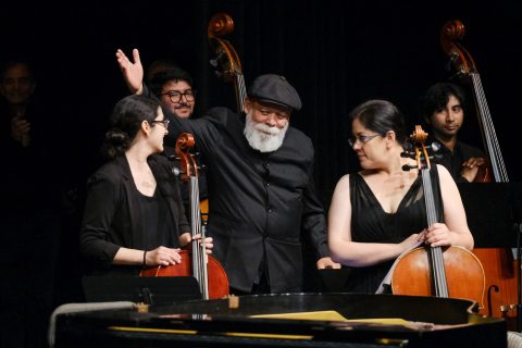 Ernesto Rosas, director de la Orquesta del Puerto.