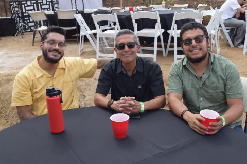 Rubén Castañeda, Paul Castañeda y Paul Castañeda.