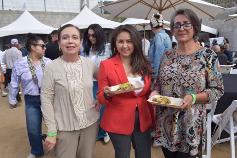Sofía Ferrer, Rosy Escartín y Paola Robles. 