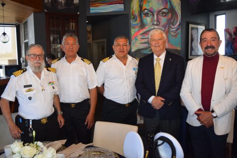 Liborio Casanova, Luis Castañeda, Luis Manriquez, Ricardo Thompson R. y Francisco De Anda.