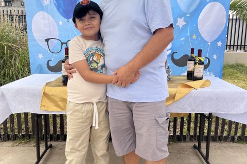 Patrick y Raúl Aguilar en el evento del Día del Padre.