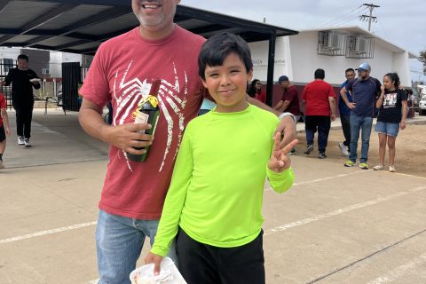 Luis Eduardo Vallejoy su hijo Luis Mateo.