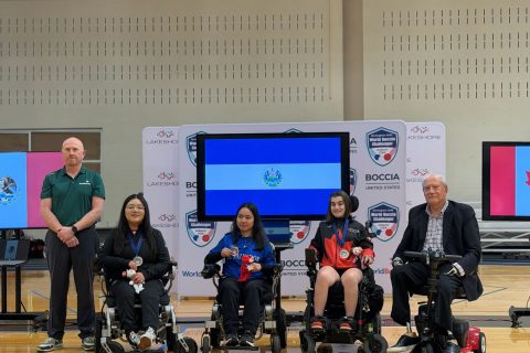 Martínez subió al podio con las mejores exponentes de boccia.