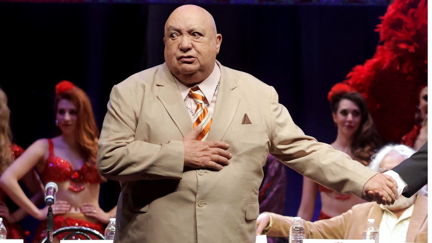 Luis De Alba sufre accidente en casa