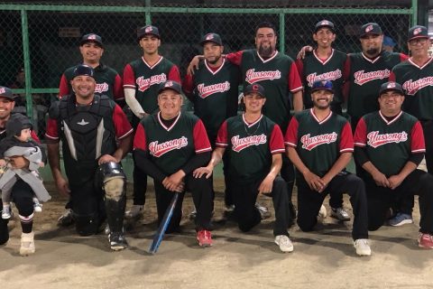 Cantina Hussong’s derrotó a Tigres.
