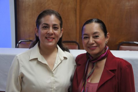 Dolores Ojeda y Claudia Pérez.