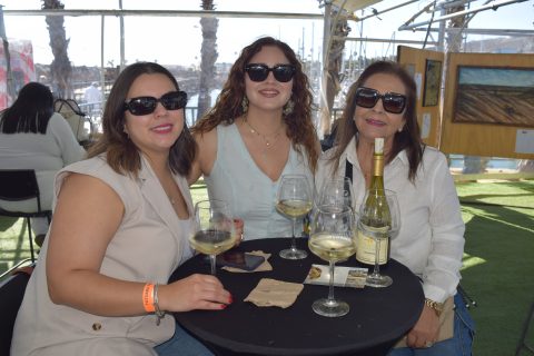 Lisa Durazo, Stacy Green y Lourdes Genchi.