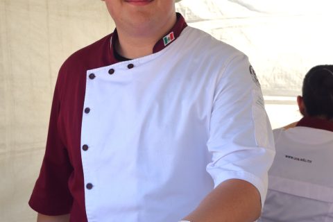 Carlos Valdez.