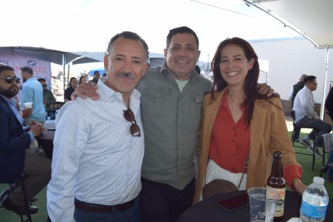 Ragnar Gutiérrez, Alejandro Carvallo y Gabriela Espinoza. 