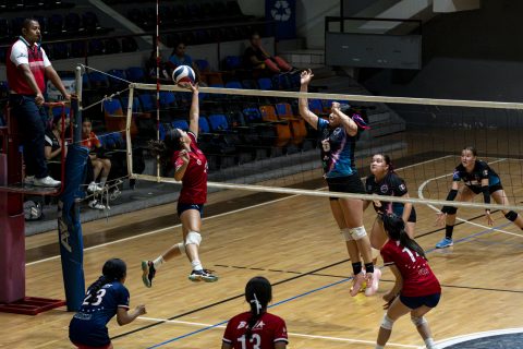 Logran victorias Mayo y CBTIS 41 en CMVBE