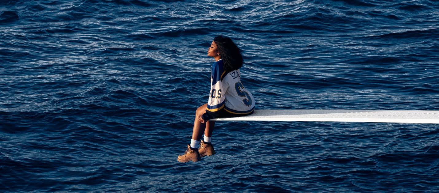 SZA arremete contra artistas que usan IA