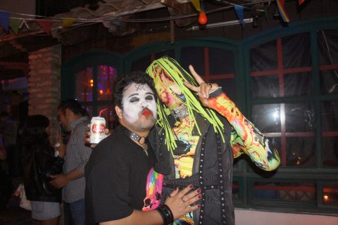 Salvador Durazo y Dark Boy.