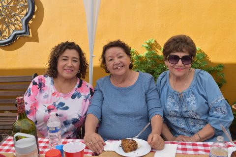 Agnes Patiño, Josefa Vázquez y Sara Guardado. 