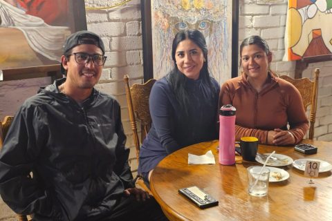 Juan Carlos Granados, Tahua Covarrubias y Andrea Granados.