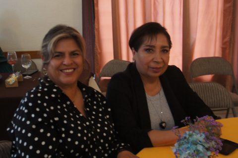 Carmen Piñuelas y Esther Gutiérrez.