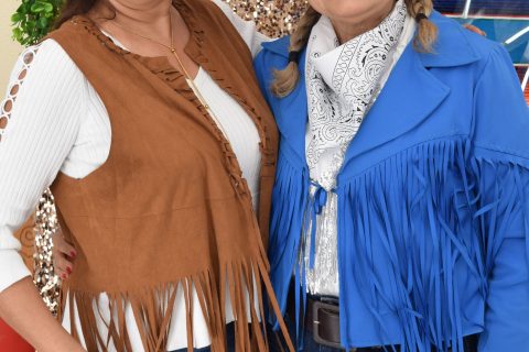 Elisa De León y Llamina Jiménez.