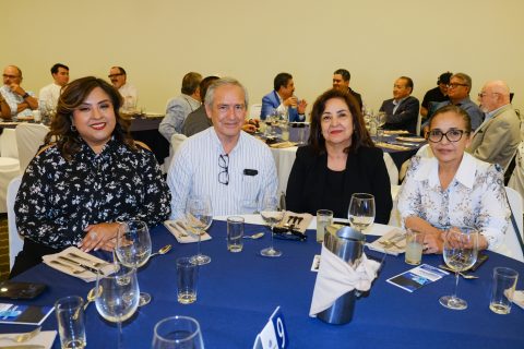 Maday Illan, César Cuevas, Lupita Beltrán y Sonia Navarro.