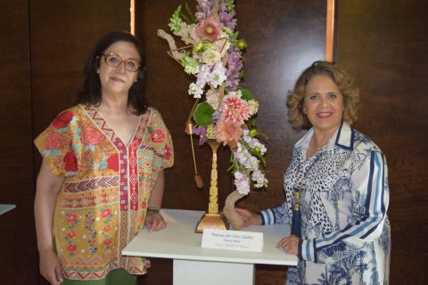 Karin Bückle y María Esther Salcido.